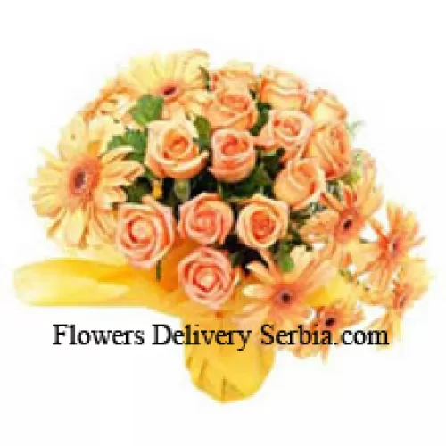 11 Roses oranges et 8 Géraniums oranges dans un vase